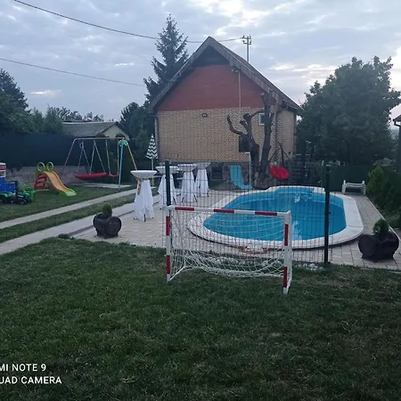 Vikendaja * Rakovac